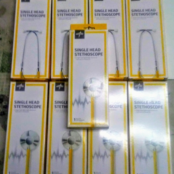9 new MedLine single use Stethescopes - Picture 2 of 3
